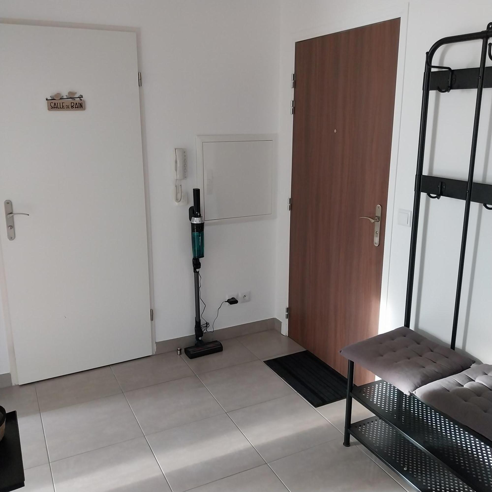 Appartement Cosy Proche Disney Ferrières-en-Brie Esterno foto
